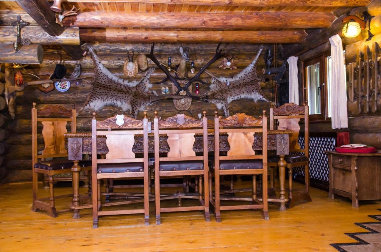 Cabana vânătorului Rîşnov Exterior foto